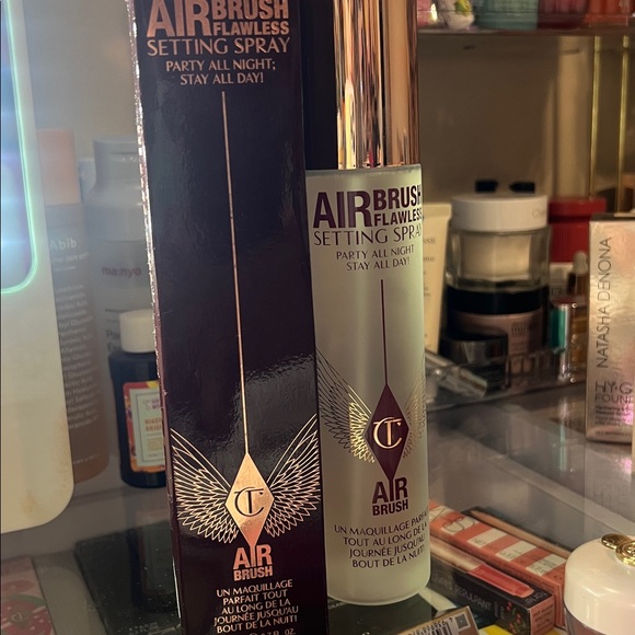 New Jumbo Size Charlotte Tilbury Airbrush Flawless Setting Spray - Picture 2 of 3